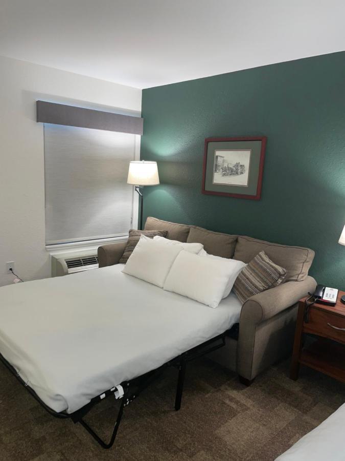 Boothill Inn And Suites Биллингс Экстерьер фото