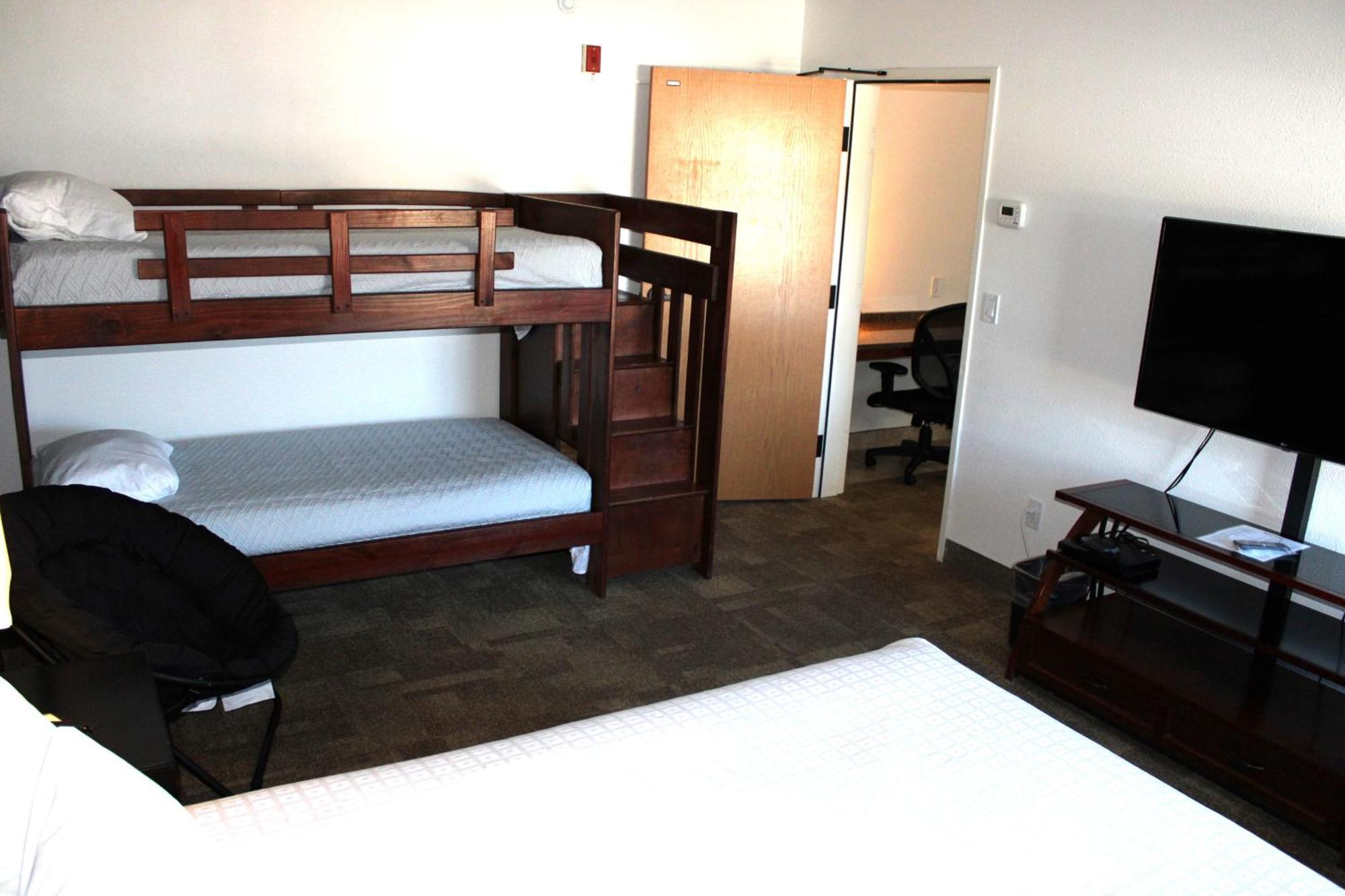 Boothill Inn And Suites Биллингс Экстерьер фото